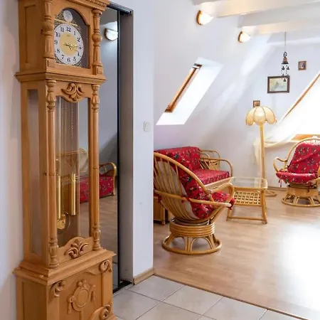 Golden Apartments&p41