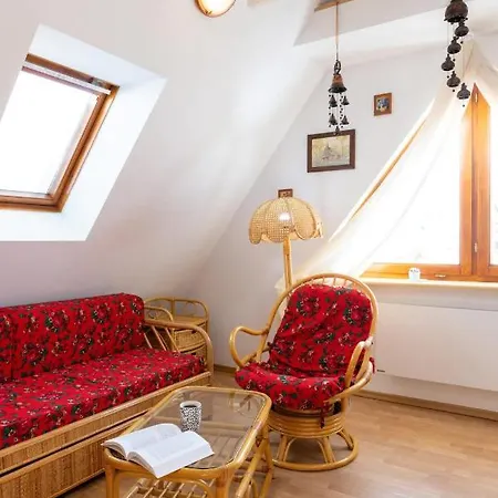 Golden Apartments&p41 *